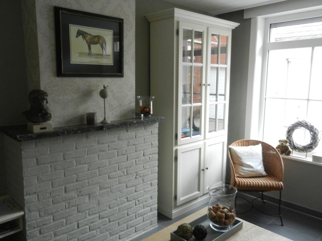 Holiday Home Juliette Poperinge Rum bild